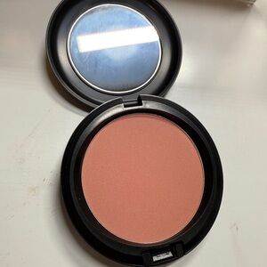 MAC Cosmetics Beauty Powder-Sunny Surprise BNIB